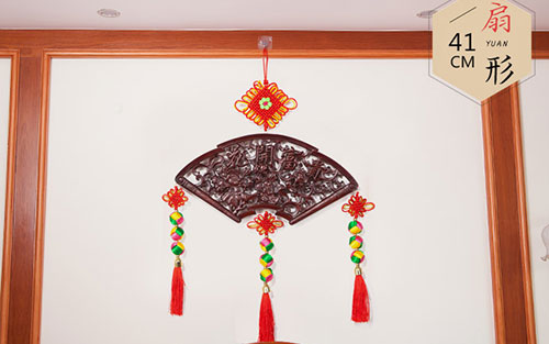 桥头镇中国结挂件实木客厅玄关壁挂装饰品种类大全